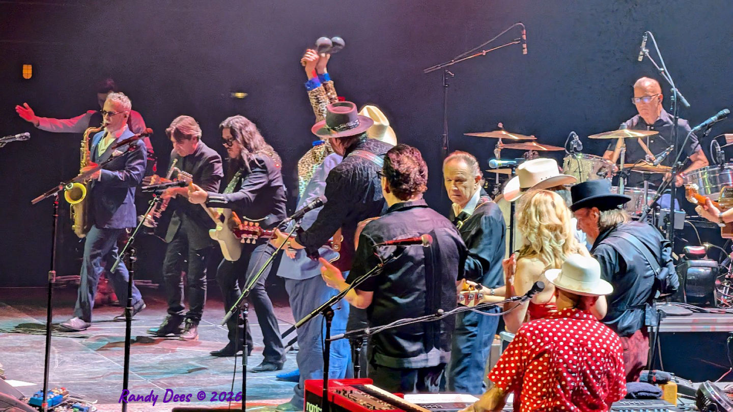 The Mavericks & Friends